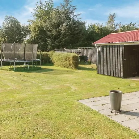 Amazing In W/ 2 Bedrooms Feriehus Haderslev
