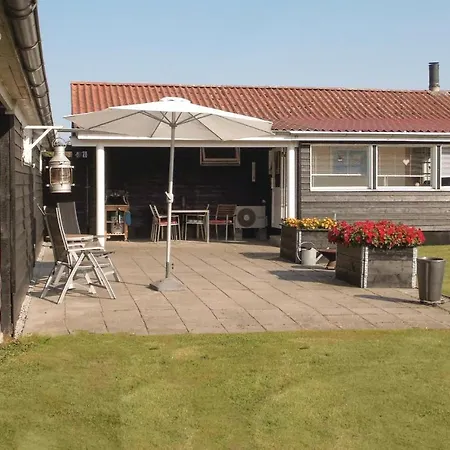 Feriehus Amazing In W/ 2 Bedrooms
